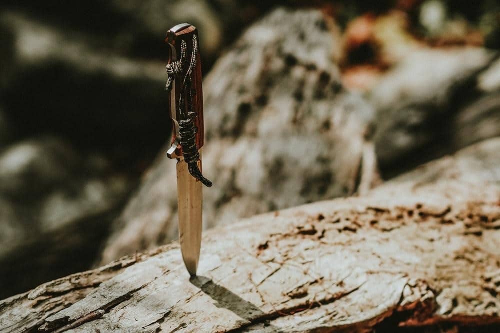 cuchillo de supervivencia